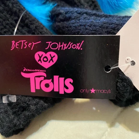 COPY - Nwt BETSEY Johnson trolls gloves - Picture 4 of 4